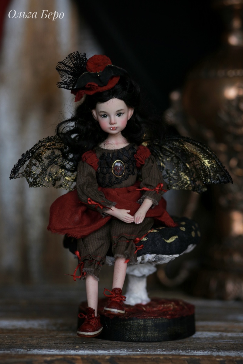 Handmade art doll “Avtorskaya kukla Vampir” by Olga Bero, 21 cm